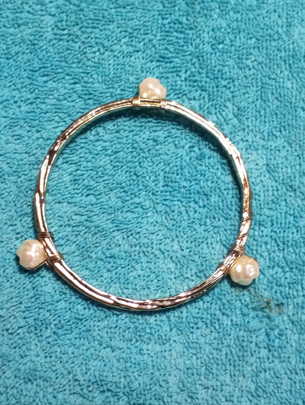Gold Tone Pearl Accent Bangle Bracelet